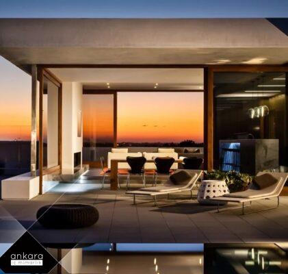 Teknoloji ve Estetik: Akıllı Villa İç Mimarlık Trendleri  