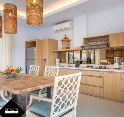 Özel Tasarım Dokunuşlarıyla Mükemmel Dolaplar: Villa Mutfağı İçin İpuçları 