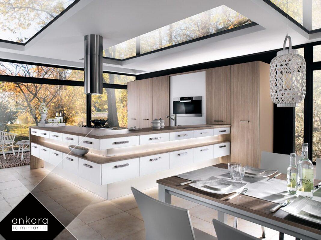 Villa mutfağında uyumlu detaylar