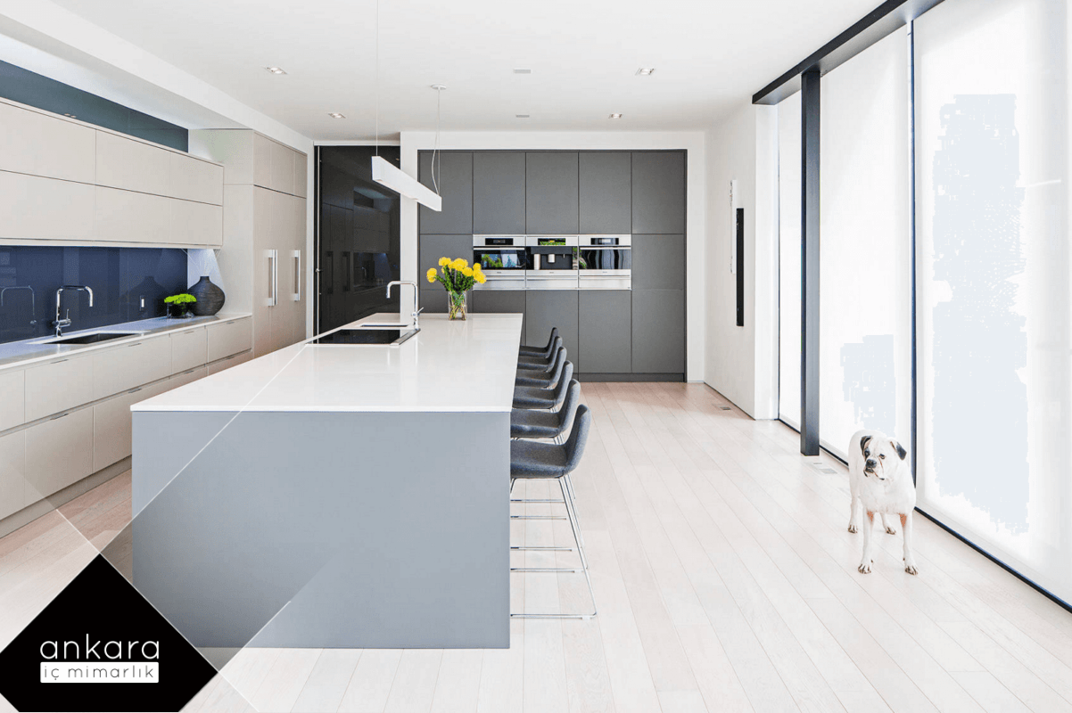 Villa mutfağına yalın dokunuşlar