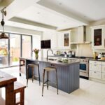 Akıllı Depolama Çözümleri: Villa Mutfak Dolaplarında Pratiklik 