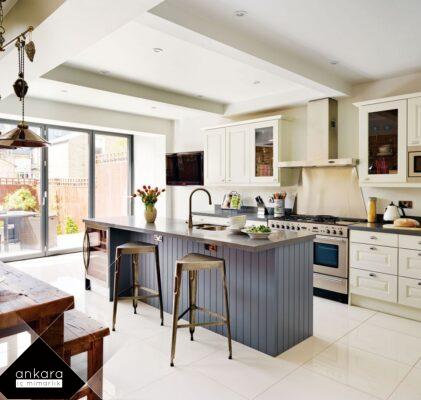 Akıllı Depolama Çözümleri: Villa Mutfak Dolaplarında Pratiklik 