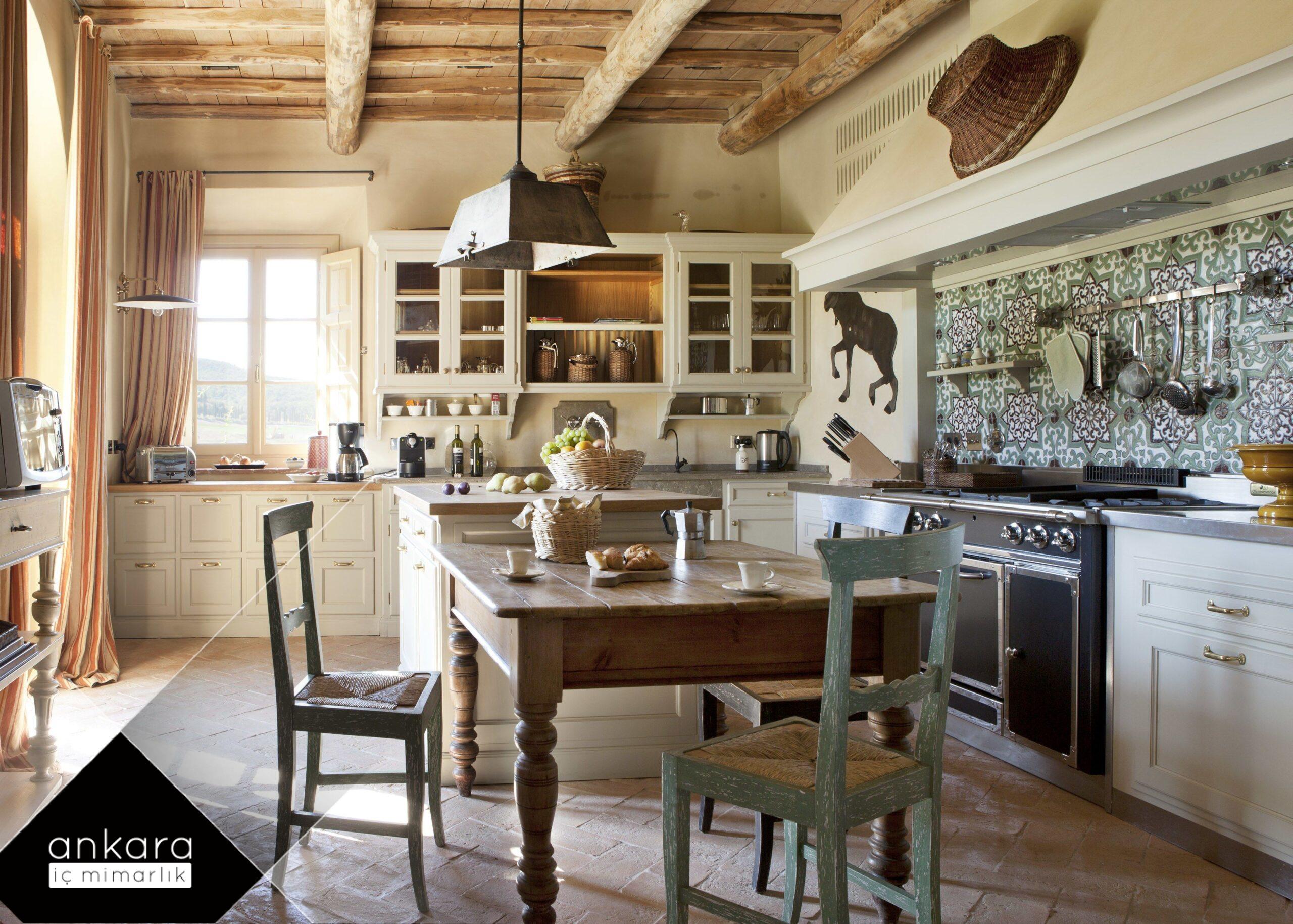 Retro Tarzı Villa Mutfağı: Geçmişin Cazibesiyle Modern Konfor 