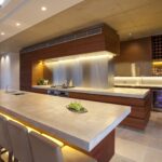 Özel İşlevsellik: Villa Mutfağında Özel Tasarım Çözümleri