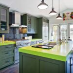 Renk Uyumu ve Kontrast: Villa Mutfağı Dolaplarında Dikkat Edilmesi Gerekenler 